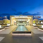 إلبا لانزاروتي رويال فيليدج 4*