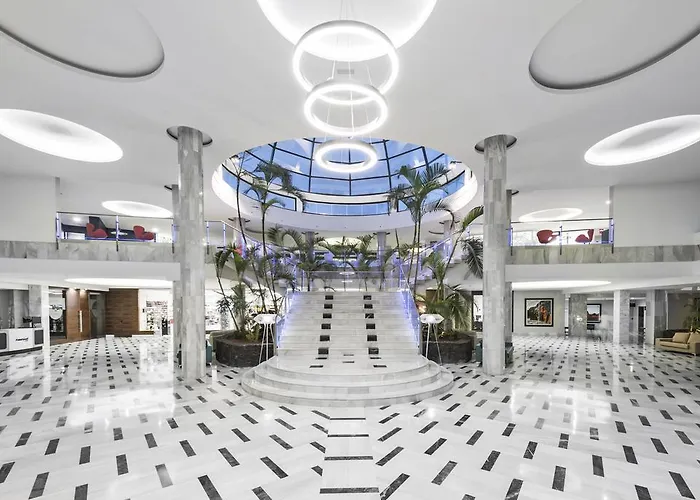 Elba Lanzarote Royal Village Hotel 4*