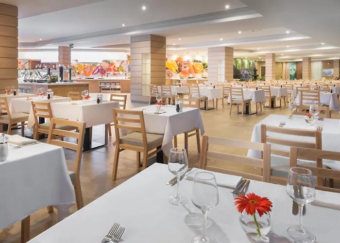 Elba Lanzarote Royal Village