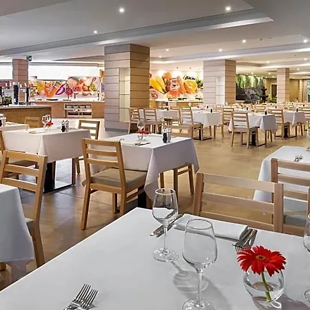 Elba Lanzarote Royal Village Hotel